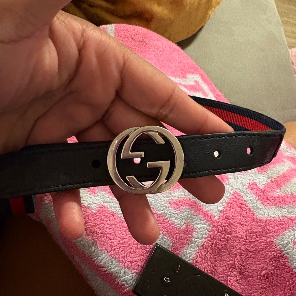 Gucci Black Leather Belt with Silver GG Buckle